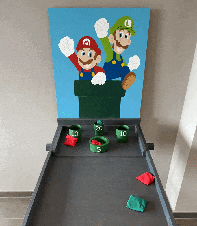 Pittenzakjes werpen Mario